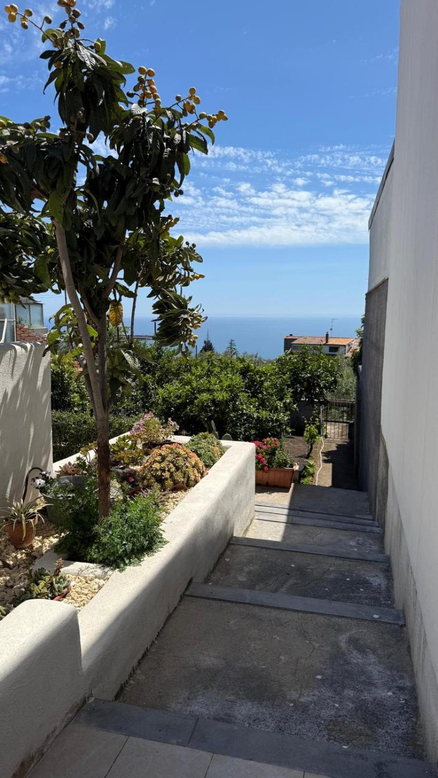Willa Mosa House Aci Castello Zewnętrze zdjęcie